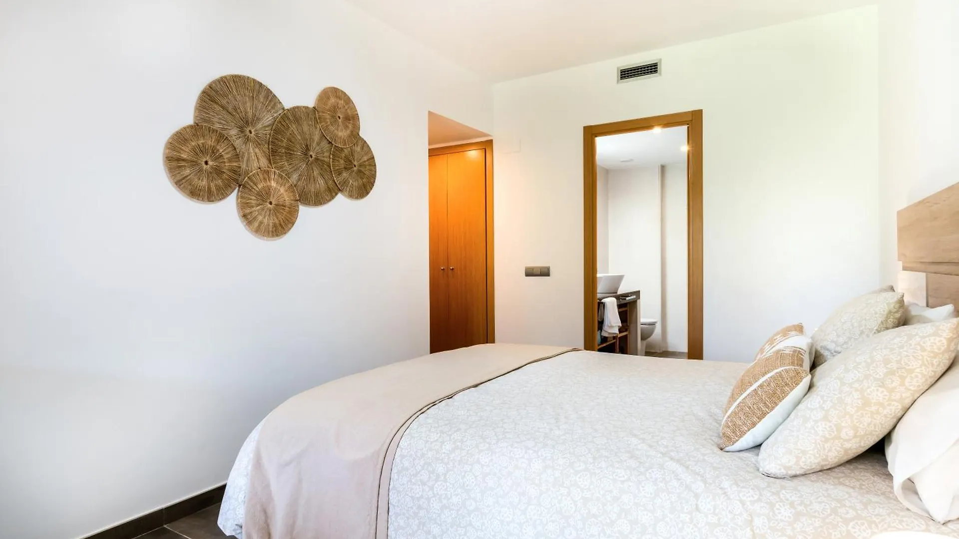 Holiday home Fabulous Green 19 Entre Mar Y Montana Bonmont Terres Noves