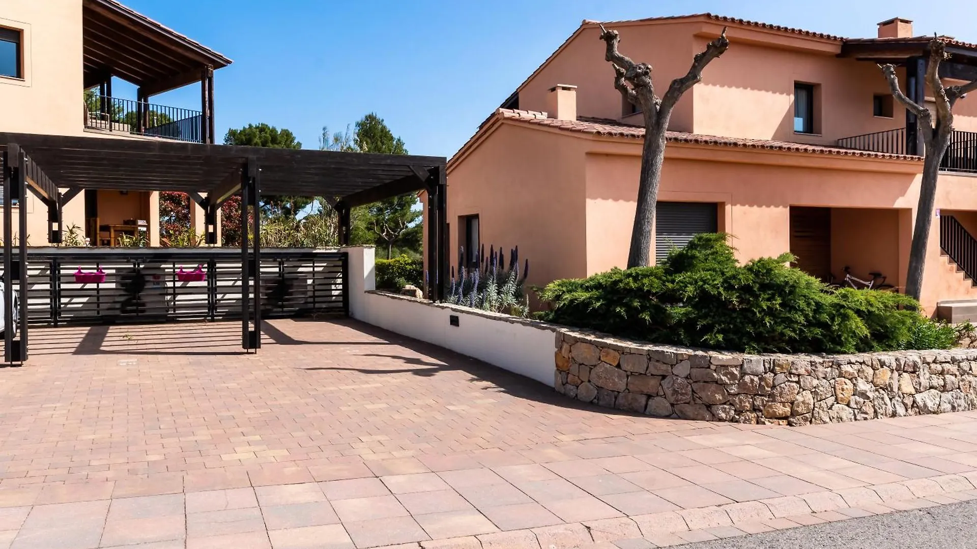 Fabulous Green 19 Entre Mar Y Montana Bonmont Terres Noves Holiday home